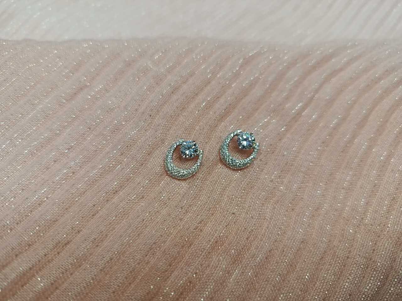Saphira Moon-style Earrings