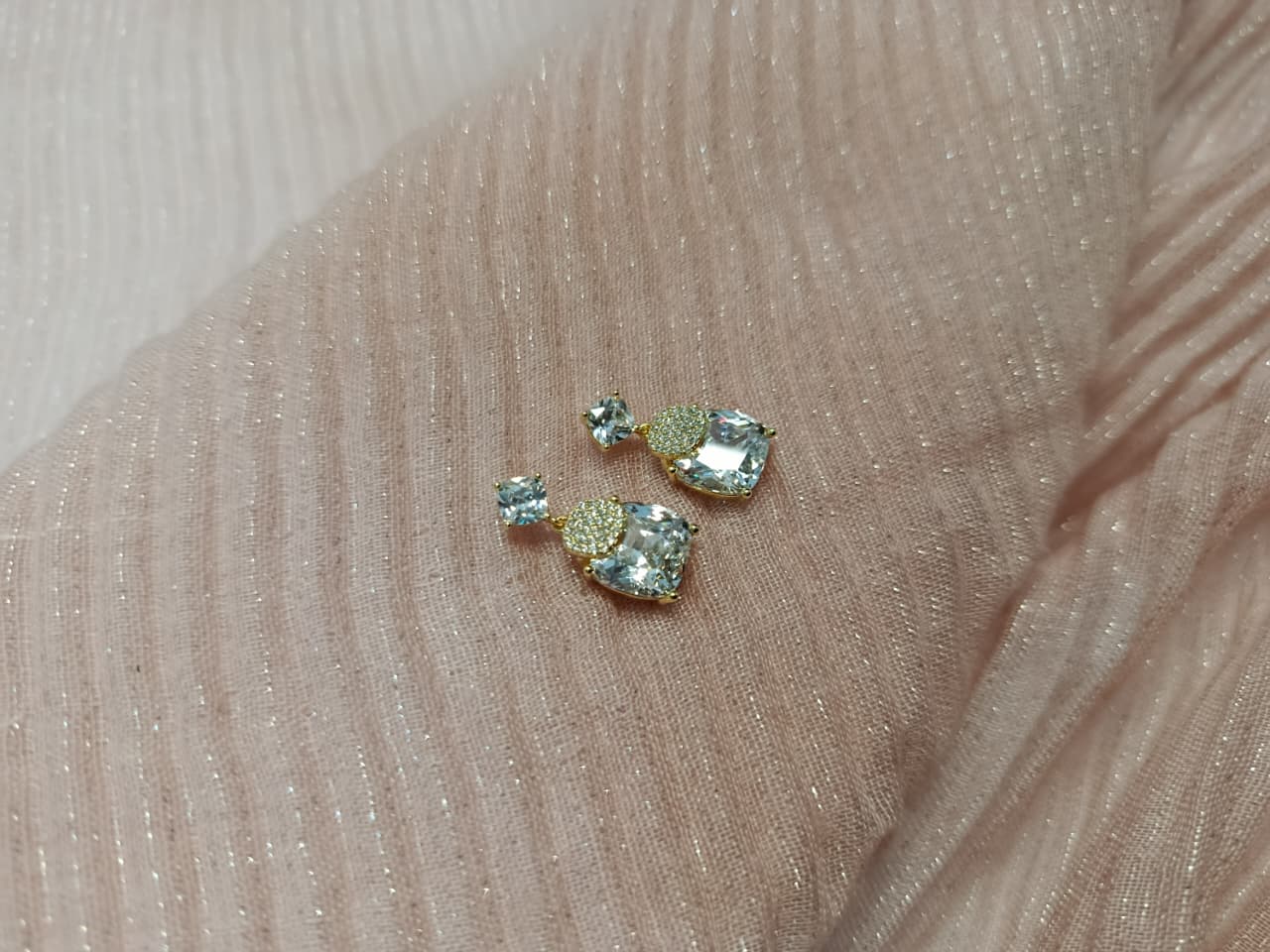 Saphira Crystal Rain Drops