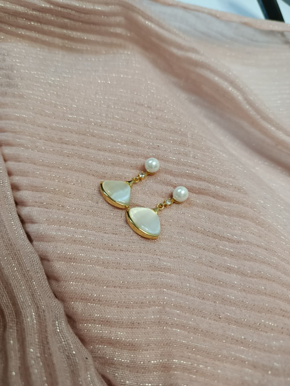 🤍 Saphira Pearl Prism
