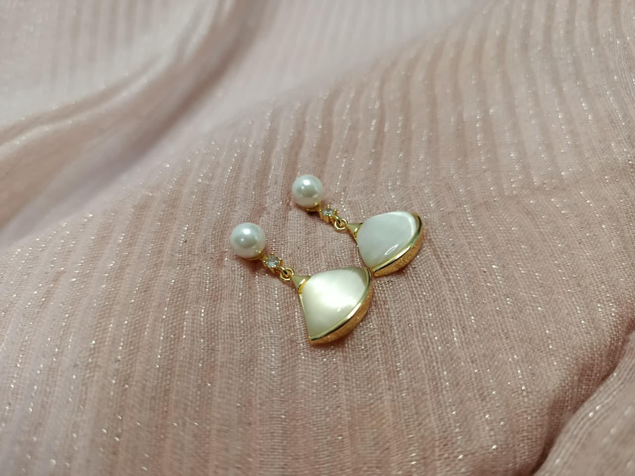 🤍 Saphira Pearl Prism