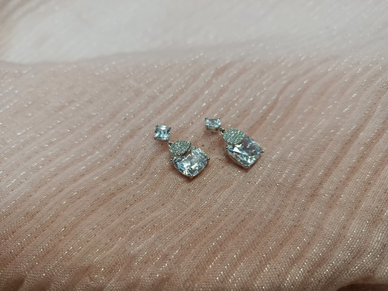 Saphira Crystal Rain Drops