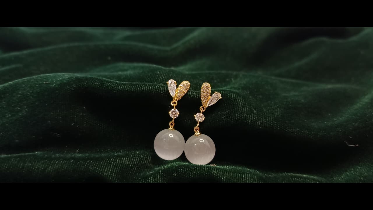 Silver-Gold Zircon Earrings with hanging Pearls